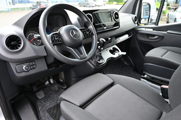 Mercedes-Benz Sprinter 315 CDI L2H1 RWD 3500 KG trekhaak, Werkplaats inrichting, Geveerde stoel, MBUX 10.25
