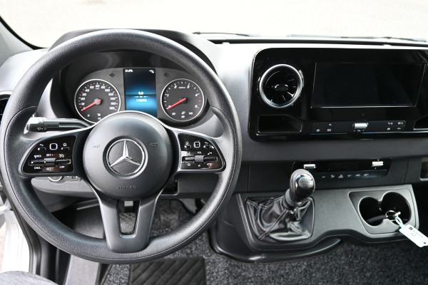 Mercedes-Benz Sprinter 315 CDI L2H1 RWD 3500 KG trekhaak, Werkplaats inrichting, Geveerde stoel, MBUX 10.25