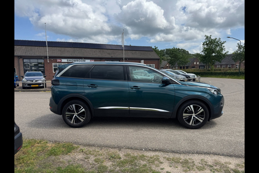 Peugeot 5008 1.2 PureTech Blue Lease Premium 7 PERSOONS DISTRIBUTIERIEM IS VERVANGEN
