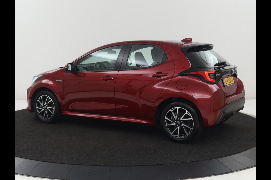 Toyota Yaris 1.5 Hybrid Dynamic | Carplay | Adaptive cruise | Keyless | Camera | Full LED | Climate control | 16'' | Bluetooth | DAB | Regensensor | Origineel NL