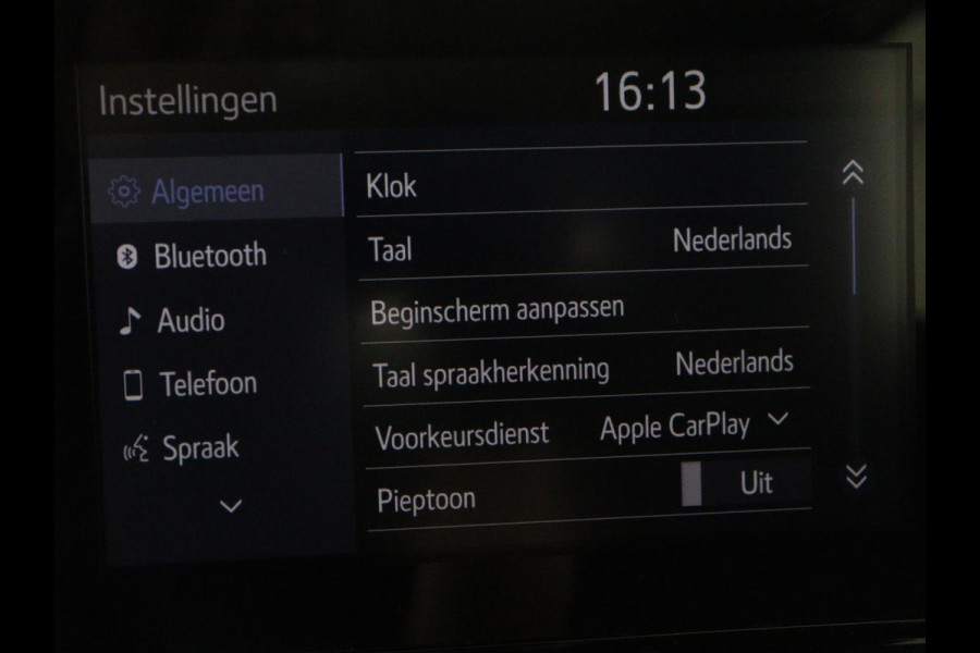 Toyota Yaris 1.5 Hybrid Dynamic | Carplay | Adaptive cruise | Keyless | Camera | Full LED | Climate control | 16'' | Bluetooth | DAB | Regensensor | Origineel NL