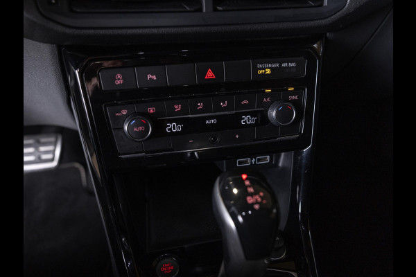Volkswagen T-Cross 1.0 TSI 2x R-Line / 115pk / Dodehoek herkenning / Automatische klimaatregeling /
