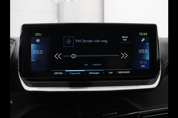 Peugeot e-208 EV GT 350 50 kWh | SOH 89,8% | Half leder | Camera | Carplay | Navigatie | Side Assist | Sportstoelen | Full LED | Parkeerhulp | DAB | Climate control | Bluetooth | Cruise control