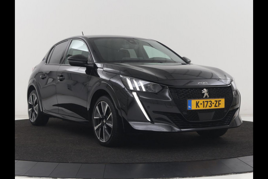Peugeot e-208 EV GT 350 50 kWh | SOH 89,8% | Half leder | Camera | Carplay | Navigatie | Side Assist | Sportstoelen | Full LED | Parkeerhulp | DAB | Climate control | Bluetooth | Cruise control