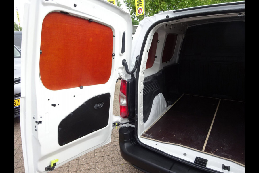 Opel Combo 1.5D L1H1 Edition AIRCO NAVI CRUISE CONTROL PDC