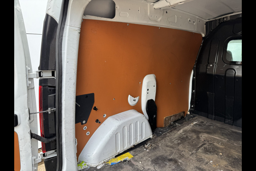Renault Kangoo 1.5 Express dCi Imperiaal L1H1 Airco Cruise control Parkeersensoren