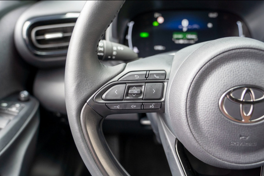Toyota Yaris Cross 1.5 Hybrid 115 Active | Prijs rijklaar incl. 12 mnd garantie | Stoelverw Carplay Clima Camera LED