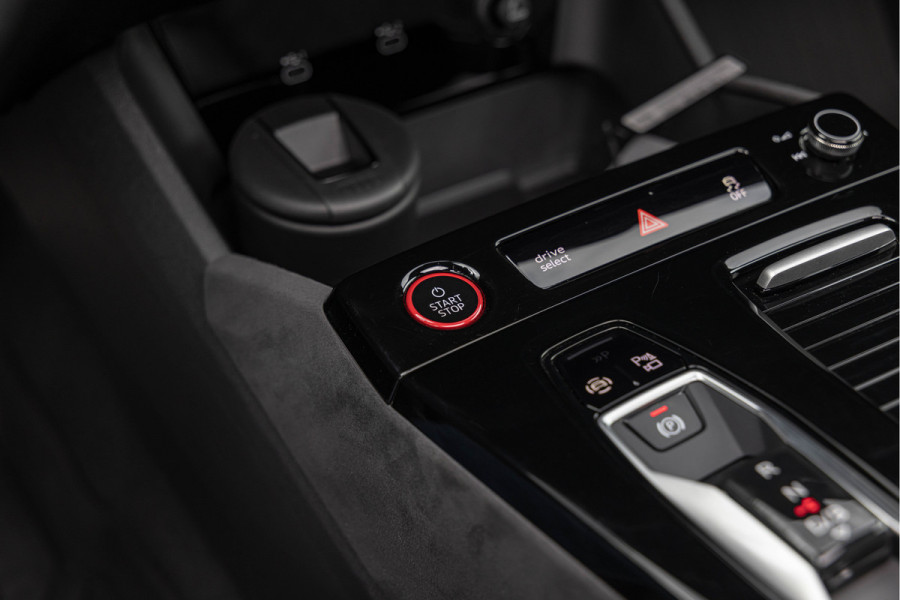 Audi SQ6 e-tron 490pk Quattro 100 kWh S-stoelen Pano Trekhaak B&O Matrix