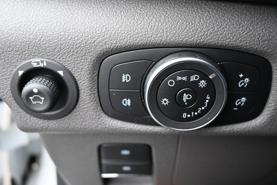 Ford E-Transit 390L Trend Bakwagen met Dhollandia laadklep Navigatie met camera, Zijdeur