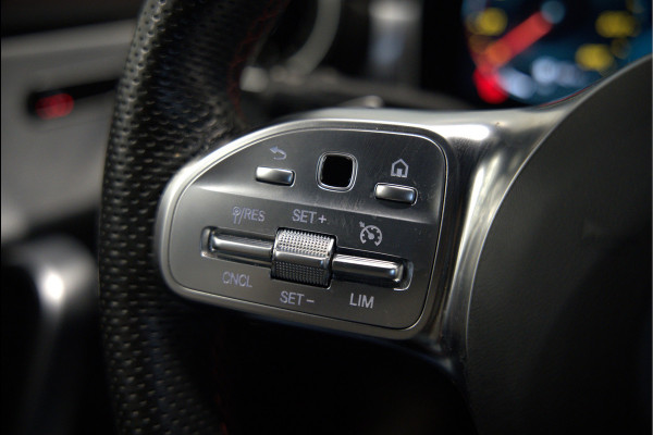 Mercedes-Benz CLA-Klasse 180 Advantage AMG | Stoelverwarming | Parkeersensoren | Navigatie | Cruise Control | Keyless | Camera | Climate Control