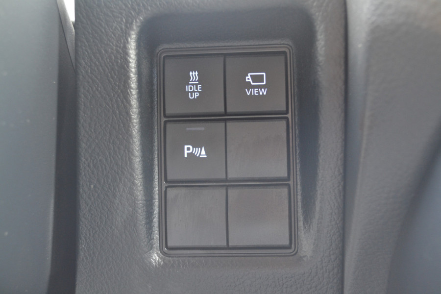 Toyota Land Cruiser 150 2.8 D-4D-F Professional Window Van