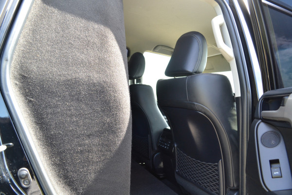 Toyota Land Cruiser 150 2.8 D-4D-F Professional Window Van