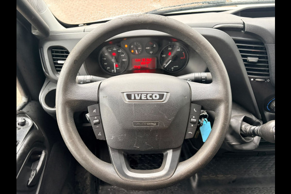 Iveco Daily 35C14 2.3 L2H2 Dubbellucht Airco Camera Trekhaak 3,5t