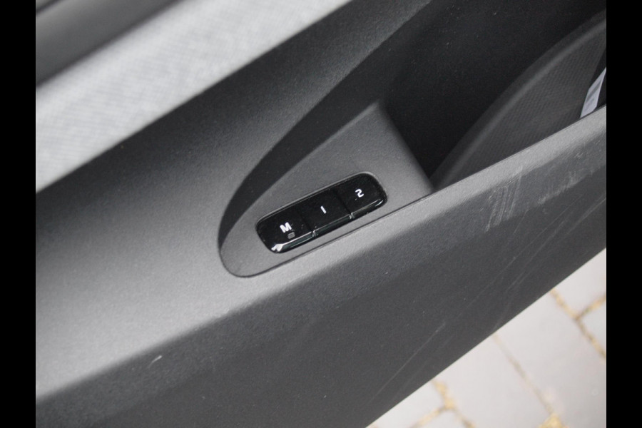 Polestar 2 Long Range Dual Motor Launch Edition 78kWh 408PK | Panoramadak | Harman Kardon | 360 Camera | Apple Carplay |