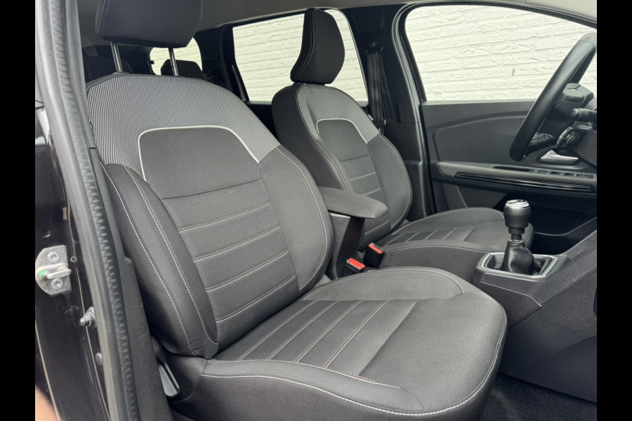 Dacia Jogger 1.0 TCe Bi-Fuel Extreme 7p. Trekhaak Camera Carplay Navi Stoelverwarming clima
