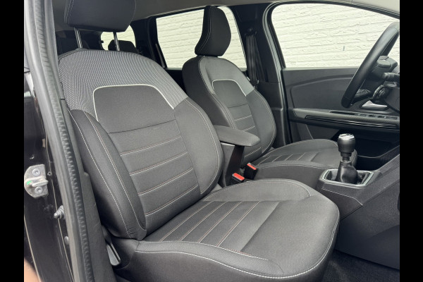 Dacia Jogger 1.0 TCe Bi-Fuel Extreme 7p. Trekhaak Camera Carplay Navi Stoelverwarming clima