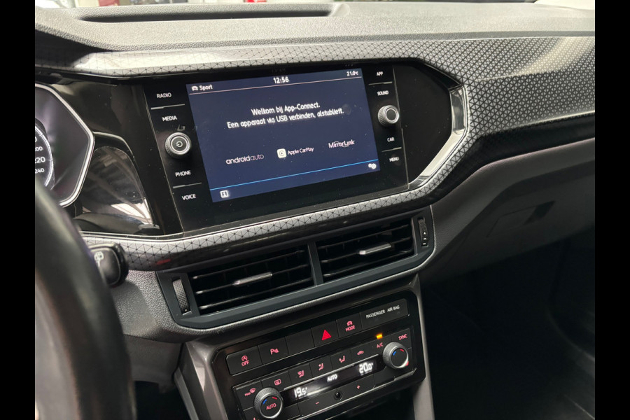 Volkswagen T-Cross 1.0 TSI Style /Camera / Carplay / stoelverwarming