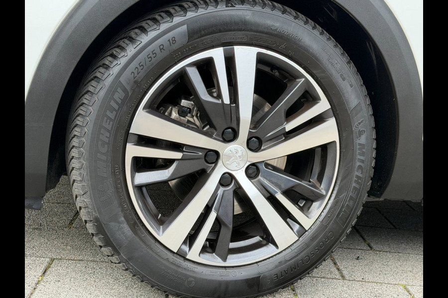Peugeot 3008 1.2 PureTech Allure -AUTOMAAT I Navigatie I LED/PDC I Achteruitrij camera I Airco I Sport velgen I Dealer onderhouden