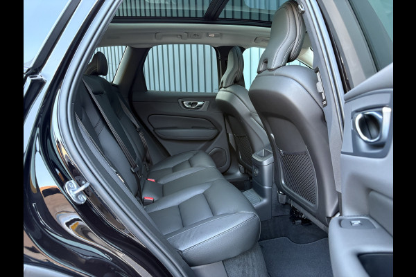 Volvo XC60 2.0 T8 Plug-in hybrid AWD Plus Dark | Pano | Trekhaak wegkl. | 360 Camera | Head Up | Harman/ Kardon | Prijs Rijklaar!!
