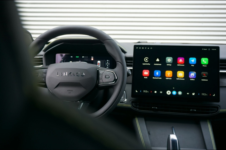 Lynk & Co 01 1.5 More 261PK | 360 CAM | NED. AUTO | 1.800 KG TREKGEWICHT