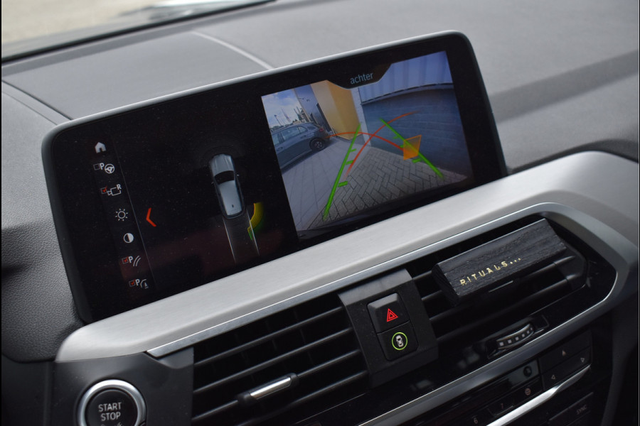 BMW X3 xDrive20i M-Pakket 184 Pk Pano HUD Leder Full Led Sfeer 20 Inch