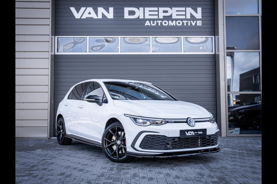Volkswagen Golf 1.4 eHybrid GTE - 19'' R-Velgen l Limited Edit. l ACC l Sfeerverl.