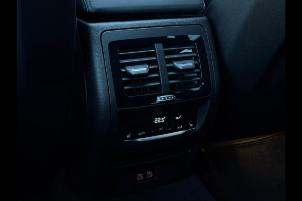 BMW X4 M40i FULL CARBON | PANO | KUIPSTOELEN | 360 CAMERA | LEDER | LED | MM SEATS | NAVI | DEALER ONDERHOUDEN