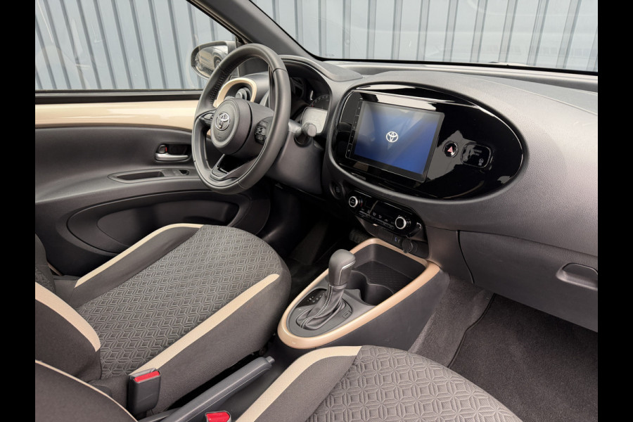 Toyota Aygo X 1.0 VVT-i S-CVT Premium | PDC V+A | Clima | 6.200km | Rijklaar!!!