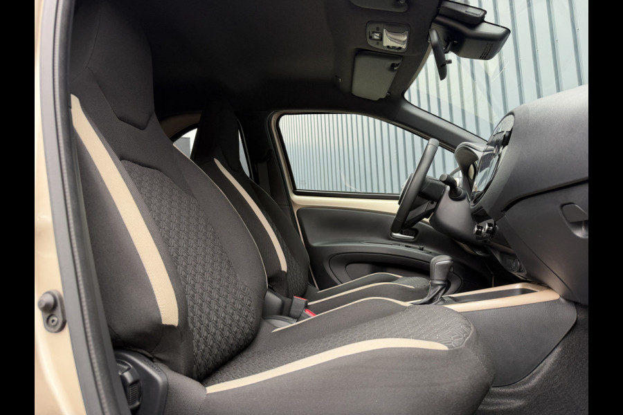Toyota Aygo X 1.0 VVT-i S-CVT Premium | PDC V+A | Clima | 6.200km | Rijklaar!!!