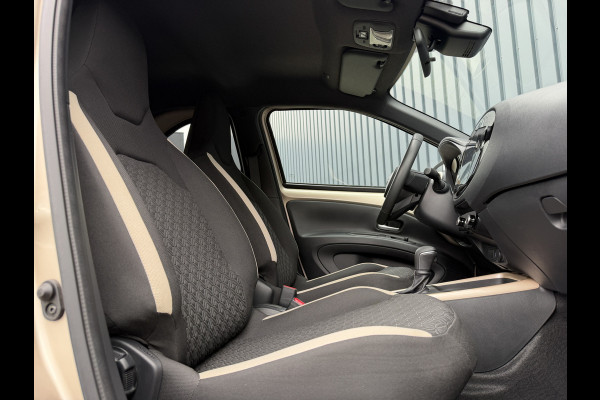 Toyota Aygo X 1.0 VVT-i S-CVT Premium | PDC V+A | Clima | 6.200km | Rijklaar!!!