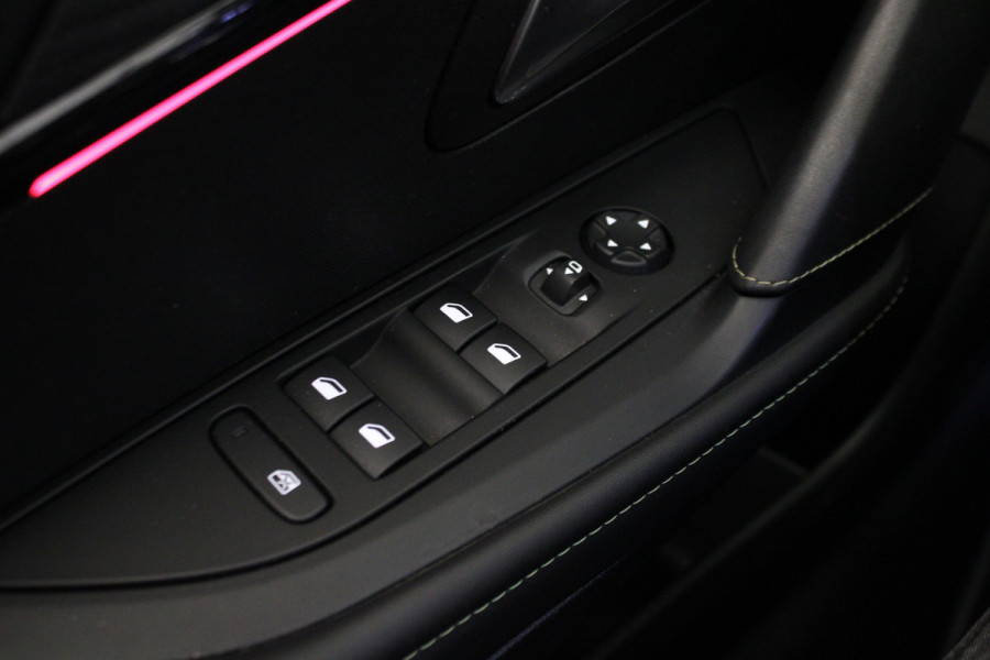 Peugeot 208 1.2 PureTech GT |Pano|Camera|Navi|