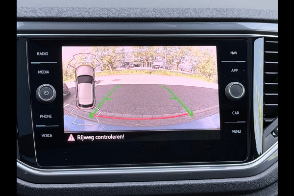 Volkswagen T-Roc 1.5 TSI 3x R-Line Pano/Keyless/Camera