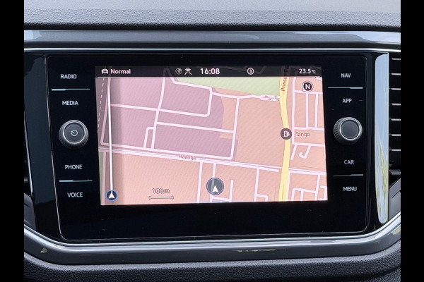 Volkswagen T-Roc 1.5 TSI 3x R-Line Pano/Keyless/Camera