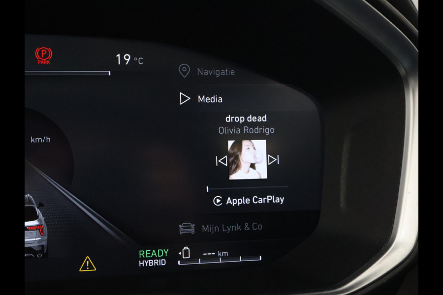 Lynk & Co 01 1.5 HYBRID 261 PK AUT. + TREKHAAK! | 360 CAMERA | PANORAMA | SFEERVERLICHTING | ADAPTIVE CRUISE | FULL LED