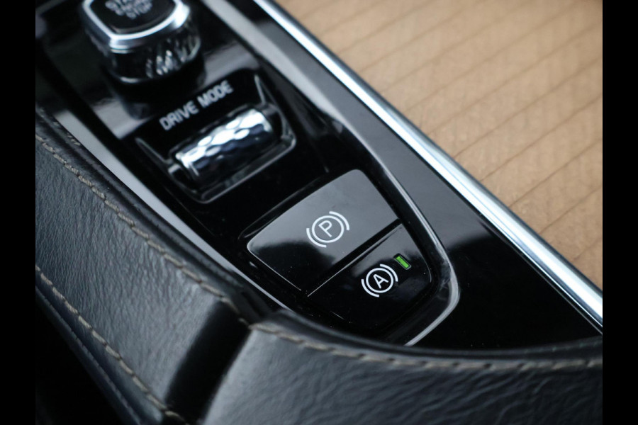Volvo XC90 2.0 D5 AWD 235 PK AUT. GRIJS KENTEKEN INSCRIPTION + ADAPTIVE CRUISE | TREKHAAK | LEDER