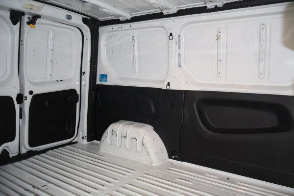 Renault Trafic 2.0 dCi 120pk L1 H1 Airco