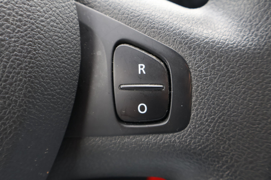 Renault Trafic 2.0 dCi 120pk L1 H1 Airco