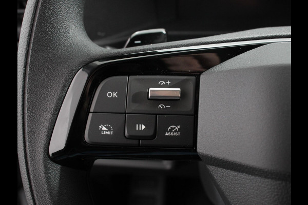 Opel Vivaro 2.0 BlueHDi 180PK L3 Automaat Navigatie Apple Carplay / Android Auto Parkeersensoren V+A Trekhaak Camera Cruise Control LED koplampen houten afwerking laadruimte