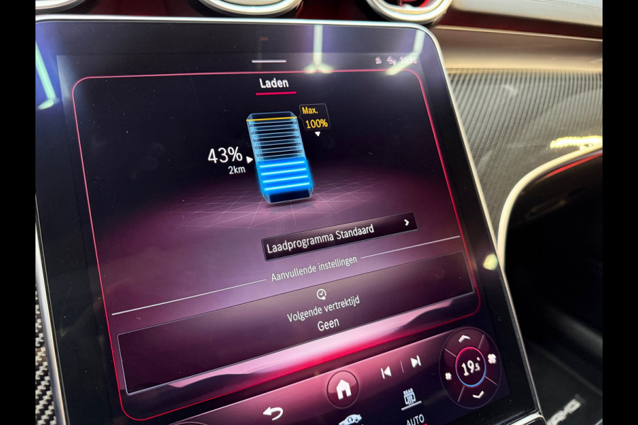 Mercedes-Benz C-Klasse AMG 63 S E Performance Pano|HuD|Memory