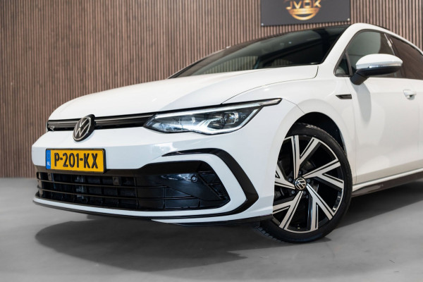 Volkswagen Golf 1.5 eTSI DSG R-Line Pano IQ Camera