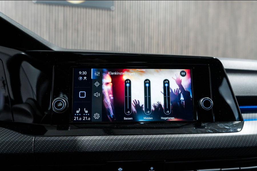 Volkswagen Golf 1.5 eTSI DSG R-Line Pano IQ Camera