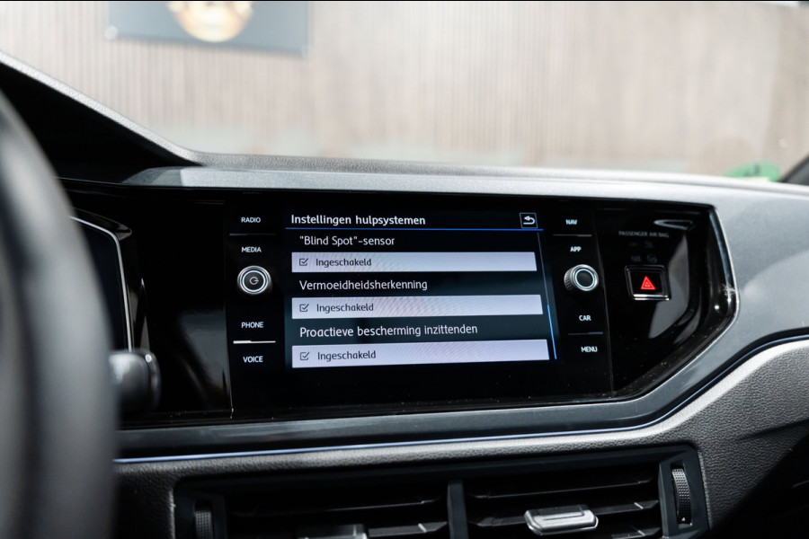 Volkswagen Polo 1.0 TSI R-line DSG Pano Led Navi Camera
