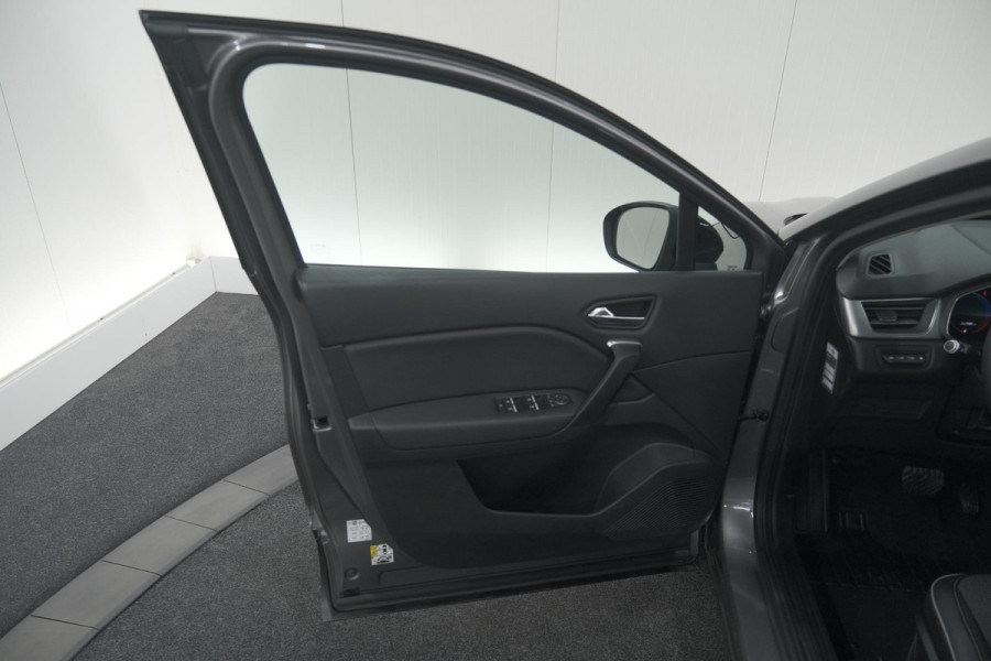 Renault Captur 1.6 E-Tech Plug-in Hybrid 160 Intens | Parkeersensoren | Apple Carplay | Navigatie | Climate Control