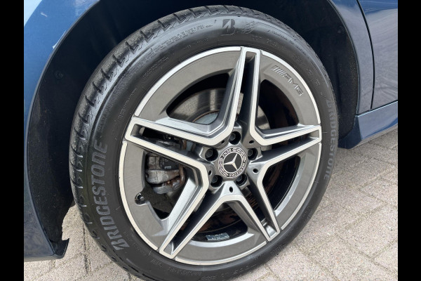 Mercedes-Benz A-Klasse 250 e AMG Line 217 PK | Panoramadak | Stoelverwarming | Sportstoelen | Groot Scherm | Camera | 18 Inch
