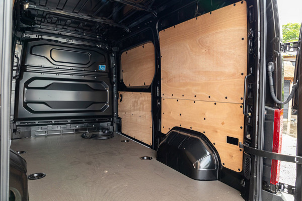 Renault Master E-Tech T35 L2H2 Extra long range 87 kWh I LM Wielen I Side Bars I Spoiler I