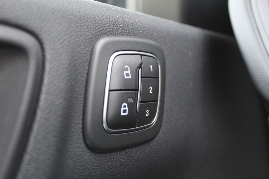 Ford Kuga 2.5 PHEV Vignale | Navigatie | Head-up | BLIS | Adaptieve cruise | B&O