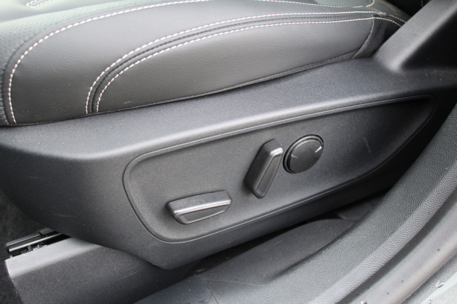 Ford Kuga 2.5 PHEV Vignale | Navigatie | Head-up | BLIS | Adaptieve cruise | B&O