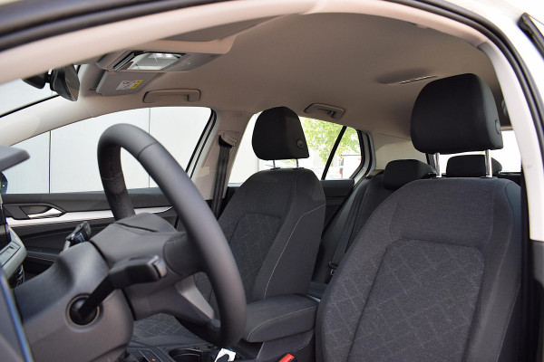 Volkswagen Golf 1.0 TSI Life Business | Apple Carplay | Stuur- Stoelverw. |  Climate | ACC