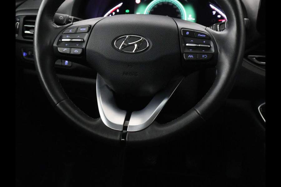 Hyundai i30 1.0 T-GDi MHEV Comfort Smart | Carplay | Full LED | Keyless | Camera | Navigatie | DAB | Parkeerhulp | Climate control | Bluetooth | Cruise control