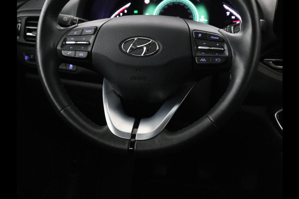 Hyundai i30 1.0 T-GDi MHEV Comfort Smart | Carplay | Full LED | Keyless | Camera | Navigatie | DAB | Parkeerhulp | Climate control | Bluetooth | Cruise control